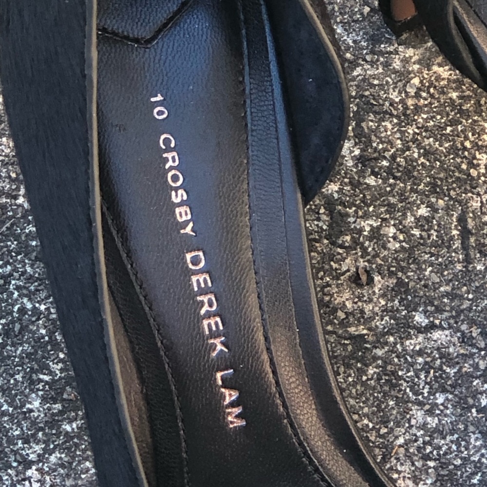 10 Crosby Dereck Lam Black Real Fur High Heels. d’Orsay Pumps, Size 7 1/2 NWOT - Picture 3 of 16